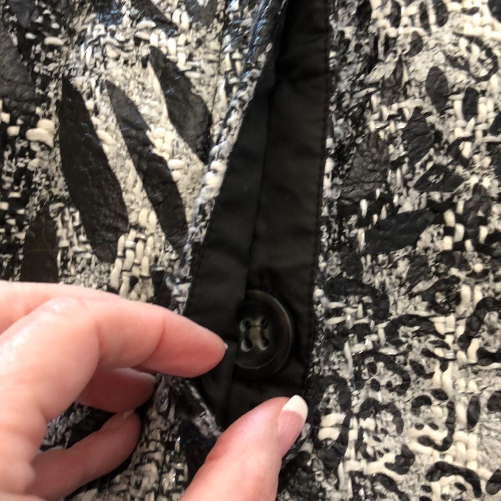 Erin London Button Front Jacket - Picture 9 of 14